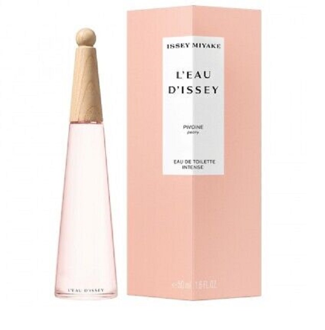 ISSEY MIYAKE